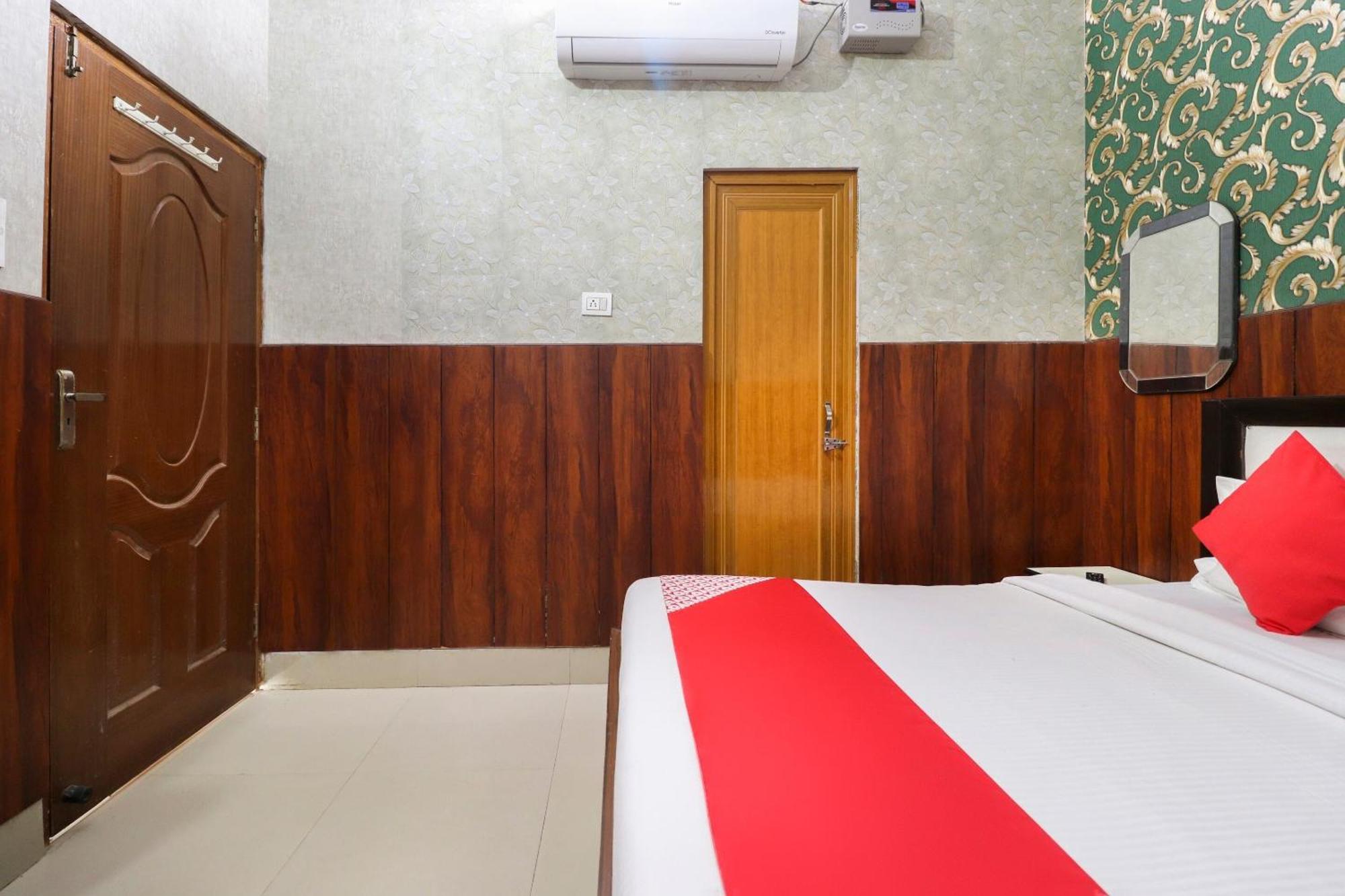 Hotel O Moon Light Roorkee Kültér fotó